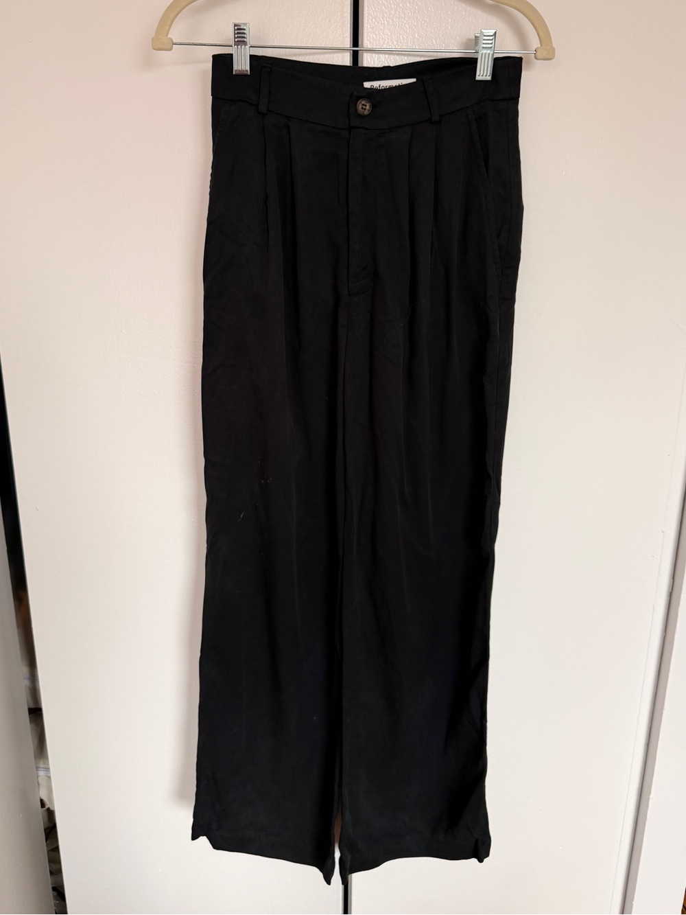 Reformation slacks - Picture 2 of 4